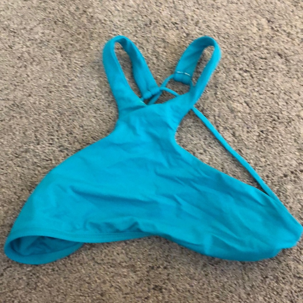 L space swim top